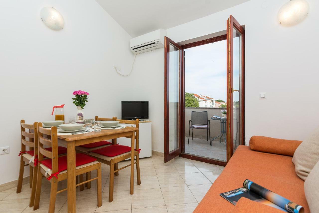 Apartments Blandona Biograd Na Moru Exterior foto